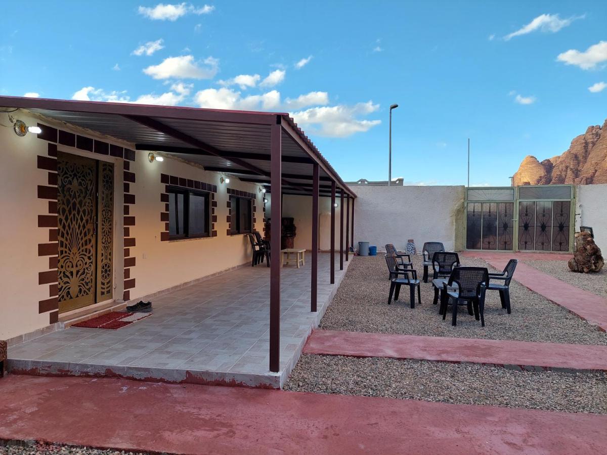 Wadi Rum Oryx Hostel & Tours Luaran gambar