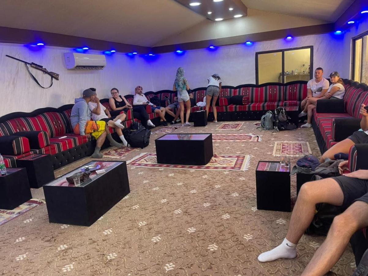 Wadi Rum Oryx Hostel & Tours Luaran gambar