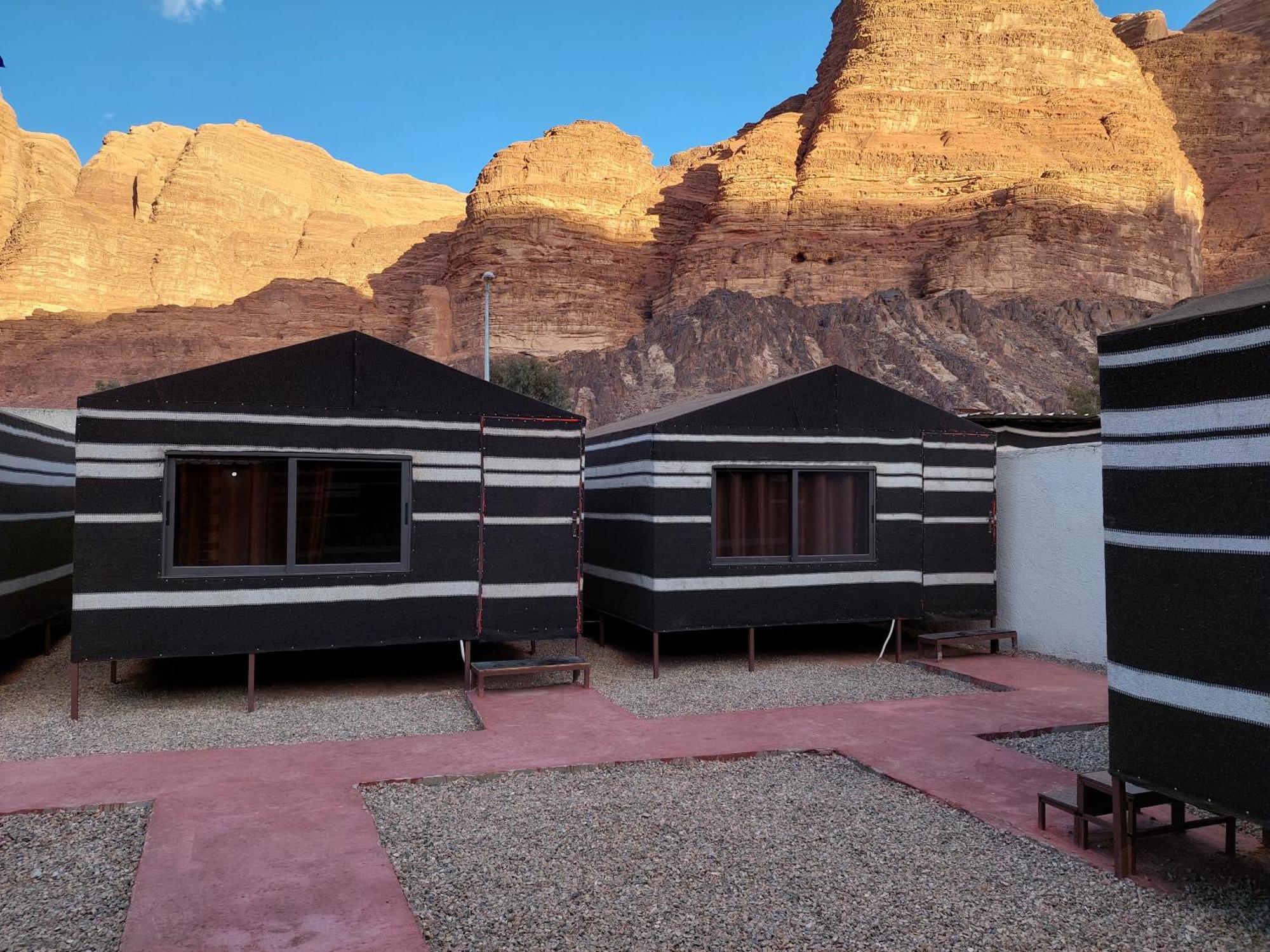 Wadi Rum Oryx Hostel & Tours Bilik gambar